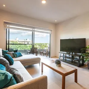 Modern Wifi 200mb, 2 Gyms, 6pools, Balcony Playa del Carmen